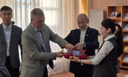 «Өлеңнен кейінгі өлең»